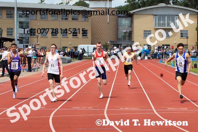 Mens U-17s and Boys U-15s 100 metres, 2022 Northern Inter Counties U17s and U15s Track and Field, York, Thursday, June 2nd. Photo: David T. Hewitson/Sports for All Pics